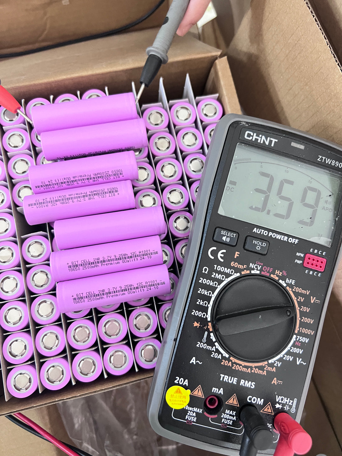 What is a high discharge rate battery?